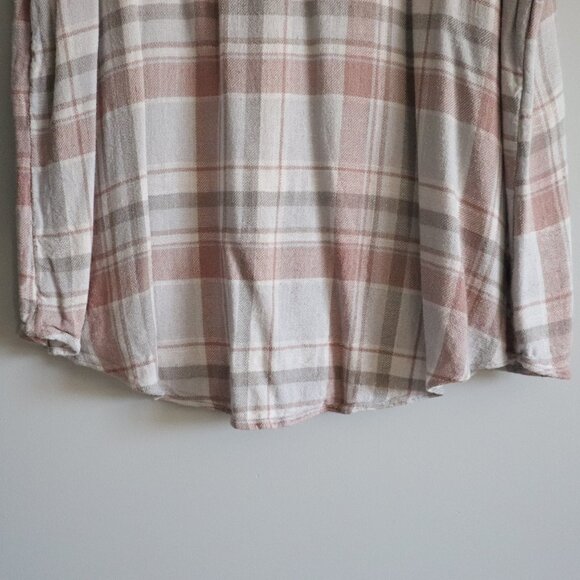 Torrid Womens Pink Sz 2 Abbey Plaid Buttoned Woven Short Sleeve Pullover Blouse - Picture 8 of 13